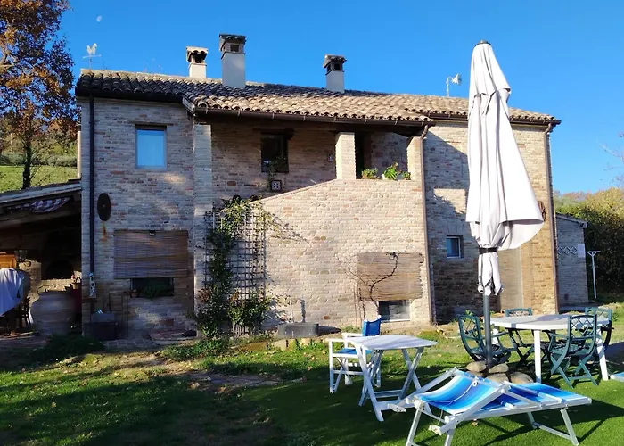 Domus Gio Gio 別荘 Saludecio